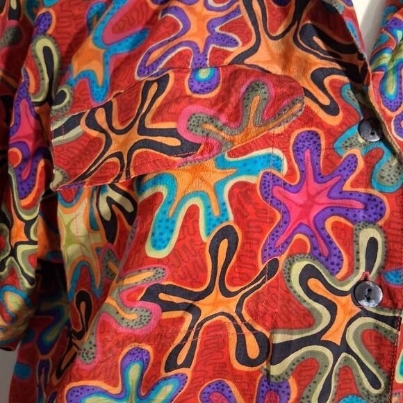 Y.LE.V Vtg Silk Vibrant Abstract Women's Button Down Shirt Size 8 - Picture 7 of 9